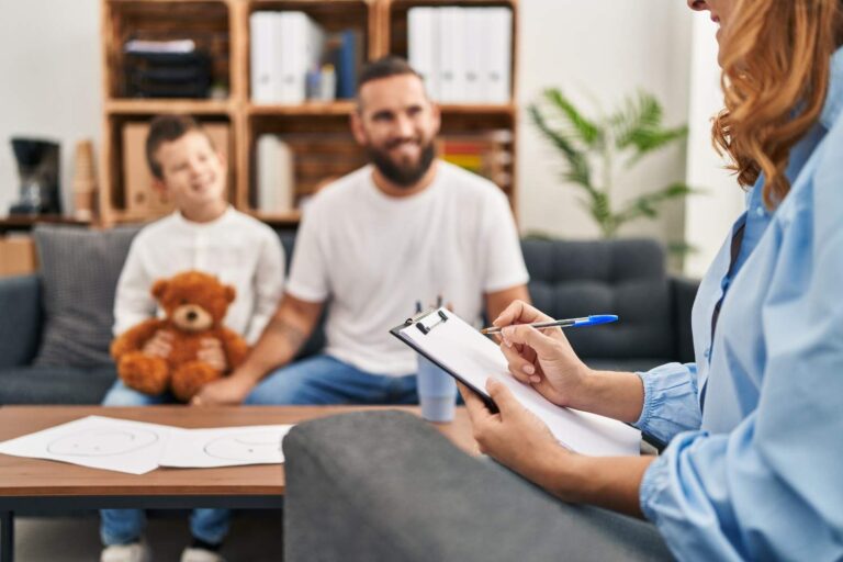 Best Child Psychiatrist Treatment in Noida